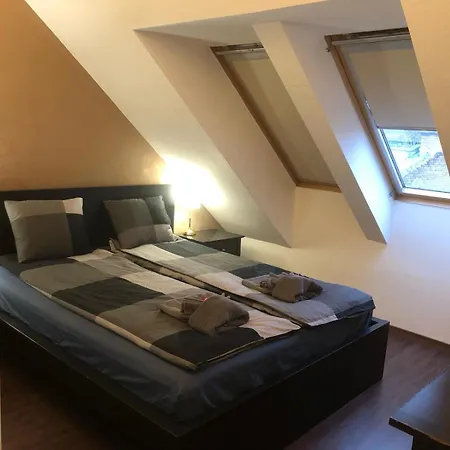 Global Living - Gozsdu - Kazinczy - Center דירה *
